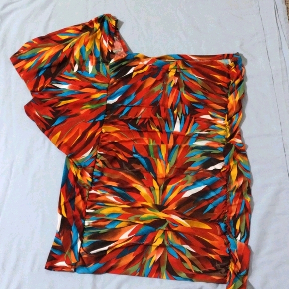 Flutter sleeve top - Picture 2 of 2